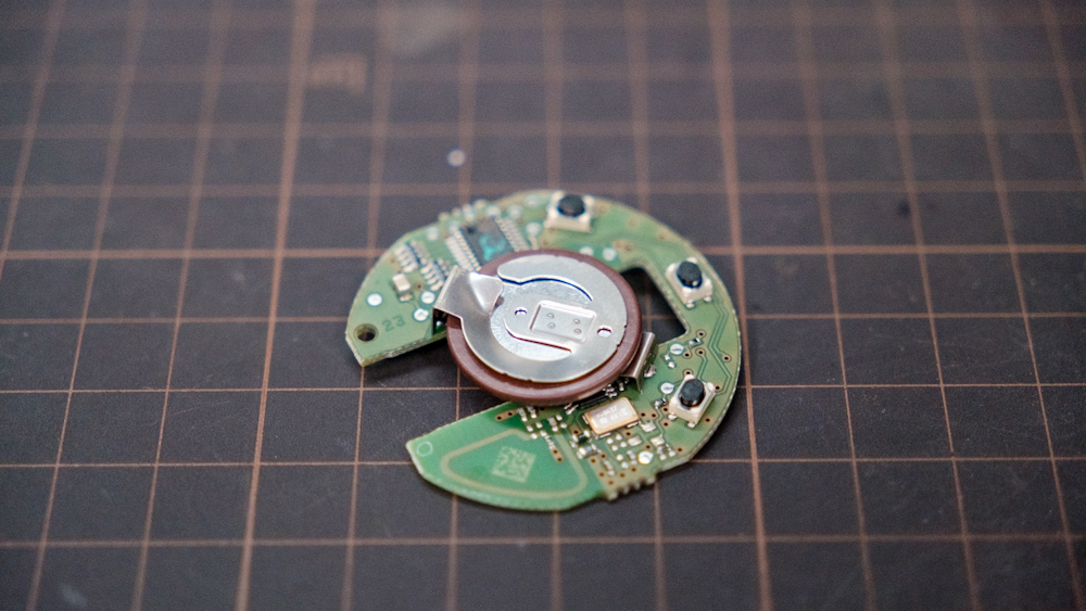 MINI（R56）：リモコンの電池を交換してみよう（東京都）